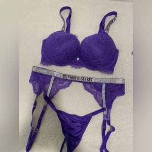 Victoria Secret Purple 34dd lingerie set